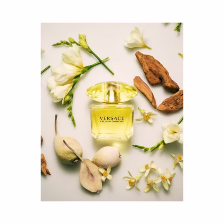 versace yellow diamond 1